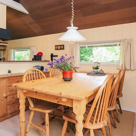 4 Person In Casa de Férias Skjern